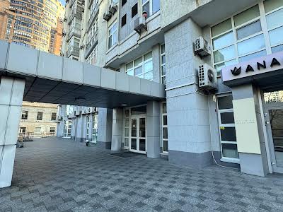 квартира за адресою Панаса Мирного вул., 17