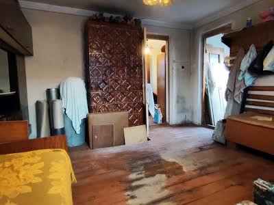 будинок за адресою центральна