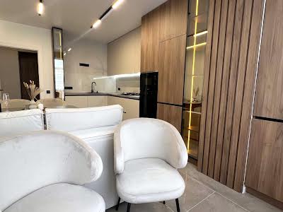 квартира за адресою Височана вул., 18