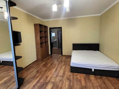 квартира по адресу Кондратюка Юрия ул., 5