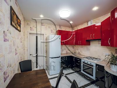квартира по адресу Героев Небесной Сотни просп., 18/8