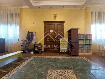 комерційна за адресою Мартіна Шимановського вул. (Комуністична), 1