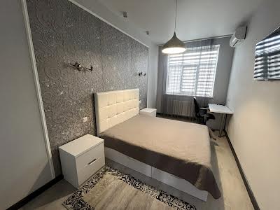 квартира за адресою Володимира Моссаковського вул. (Клари Цеткін), 7