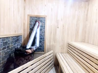 будинок за адресою Центральна вул., 11