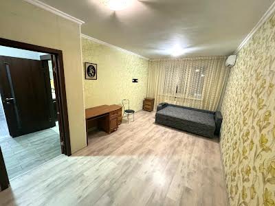 квартира за адресою Європейська вул., 3-А
