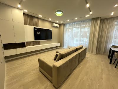 квартира за адресою Саперне Поле вул., 5