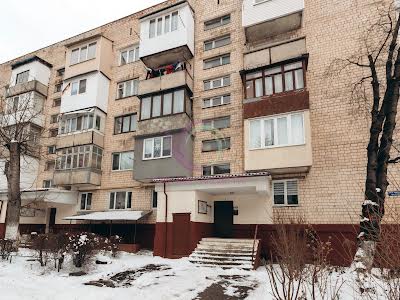 квартира по адресу Черновцы, Комарова, 31