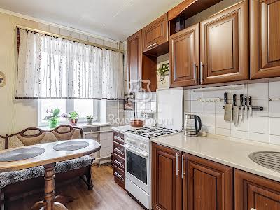 квартира за адресою Верховної Ради бульв., 33/1