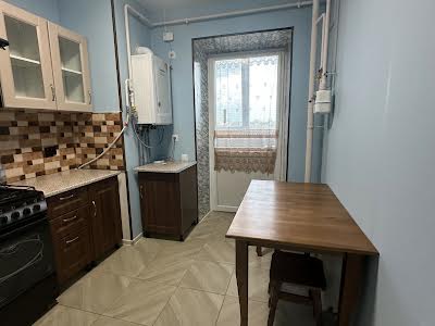 квартира по адресу Віктора Йови ул., 7