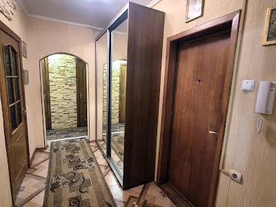 квартира за адресою Ревуцького вул., 29