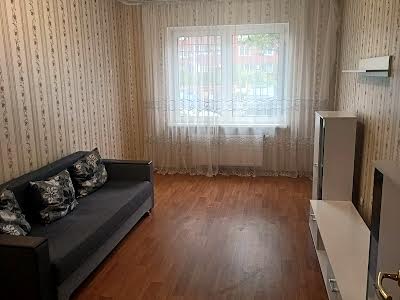 квартира за адресою Софії Русової вул., 3