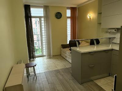 квартира за адресою Регенераторна вул., 4 к2-8