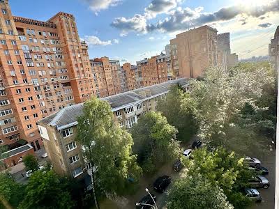 квартира за адресою Рибальська вул., 8