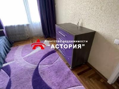 квартира за адресою Українська вул., 33