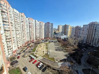 квартира за адресою Ахматової Анни вул., 33