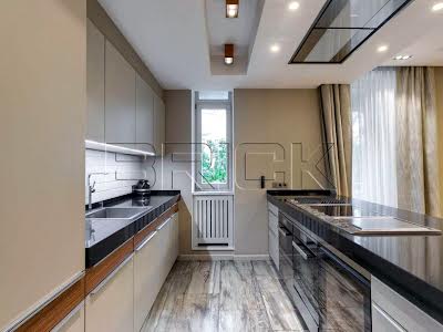 квартира за адресою Шота Руставелі вул., 27