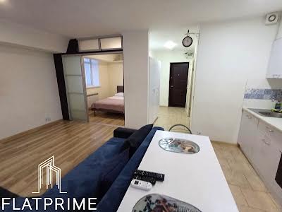 квартира за адресою Машинобудівна вул., 41