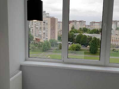 квартира за адресою Леся Курбаса вул., 10