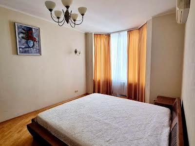 квартира по адресу Степана Руданского ул., 4-6