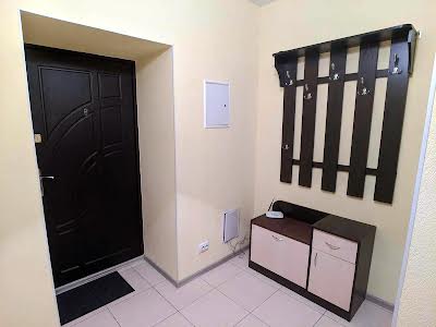 квартира за адресою Патріарха Мстислава Скрипника вул., 48-А