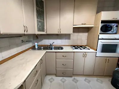 квартира за адресою Лондонська вул. (Пітерська), 3