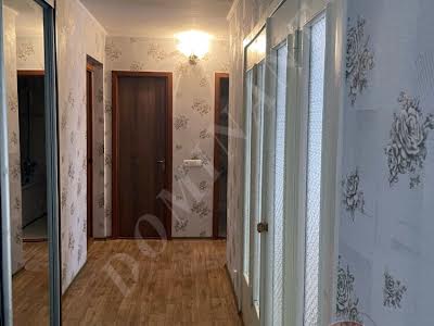 квартира по адресу Юбилейный просп., 20
