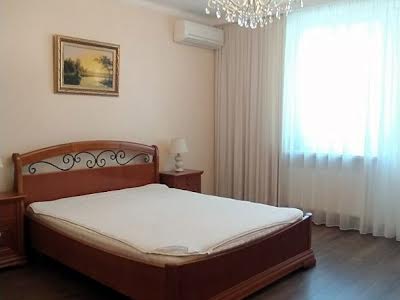 квартира за адресою Голосіївський просп. (40-річчя Жовтня), 30-Б