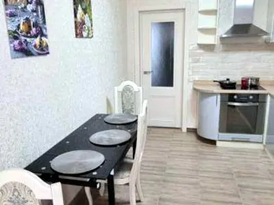 квартира за адресою Миколи Гулака вул., 4