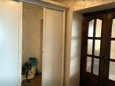 квартира за адресою Верховної Ради бульв., 21-А