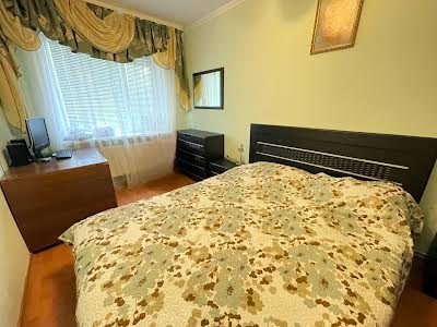 квартира за адресою Патріарха Любомира Гузара вул., 13