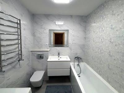 квартира за адресою Залізнична вул., 23