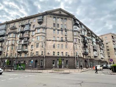 коммерческая по адресу Михаила Грушевского ул., 34/1