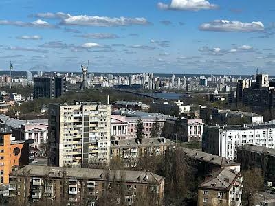 квартира за адресою Євгена Коновальця вул. (Щорса), 44-А