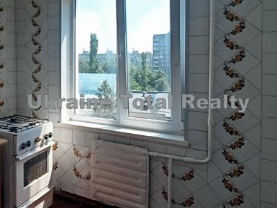 квартира за адресою Романа Шухевича просп. (Генерала Ватутіна), 22-А
