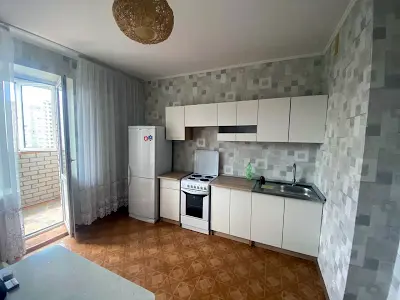квартира за адресою Анни Ахматової вул., 35-А