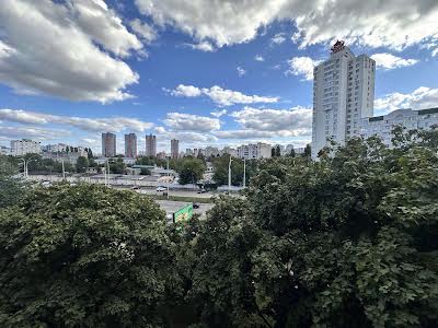 квартира за адресою Полярна вул., 7