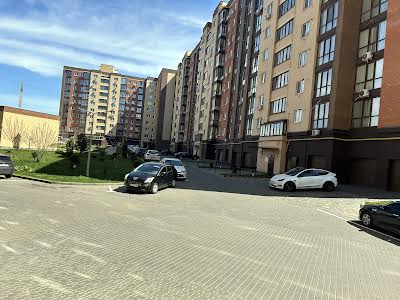 квартира по адресу Академика Сахарова ул., 5б