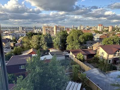 квартира за адресою Василя Вишиваного вул., 42-А