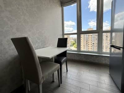 квартира за адресою Метрологічна вул., 54