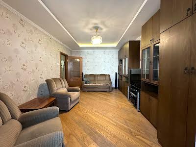 квартира за адресою Федора Ернста вул., 8