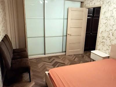 квартира за адресою Митрофана Довнар-Запольського вул., 4-А