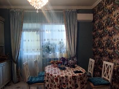 квартира за адресою Паркова, 3