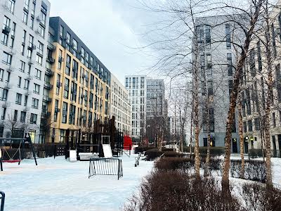 квартира за адресою Салютна вул., 2