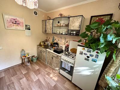 квартира за адресою Слави бульв., 18