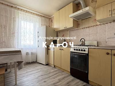 квартира за адресою Джерельна вул. (Родникова), 77