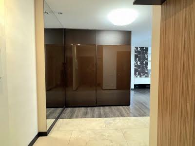 квартира за адресою Дніпровська набережна вул., 1-А