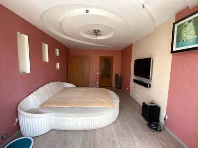 квартира за адресою Героїв просп., 21