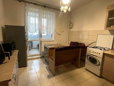 квартира за адресою Ольги Кисілевської вул., 32