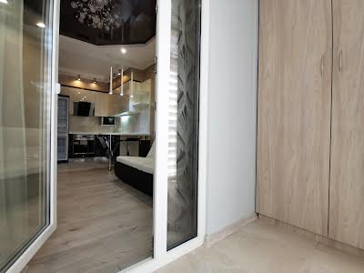 квартира за адресою Регенераторна вул., 4