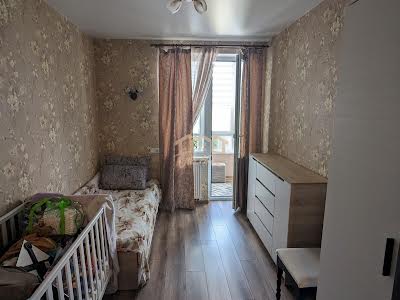 квартира за адресою Паркова, 8